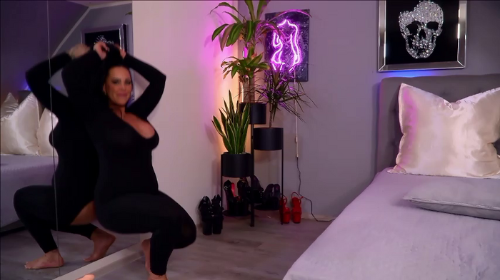 hotmilfbitch