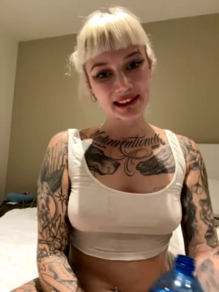 Stella-Kink