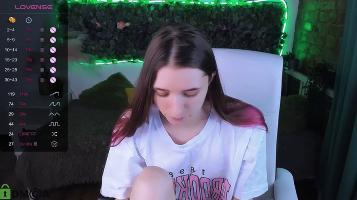 yasari_