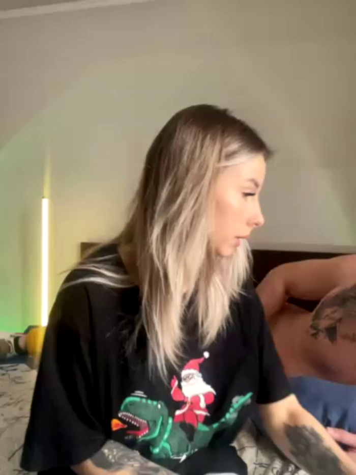 niki7377