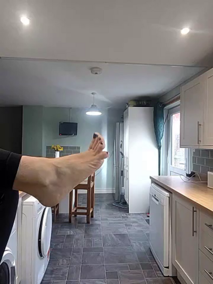 Thecouplenxtdoor