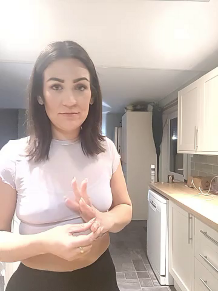 Thecouplenxtdoor