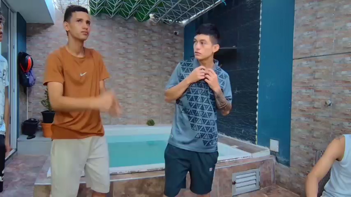 badguyss_bisex