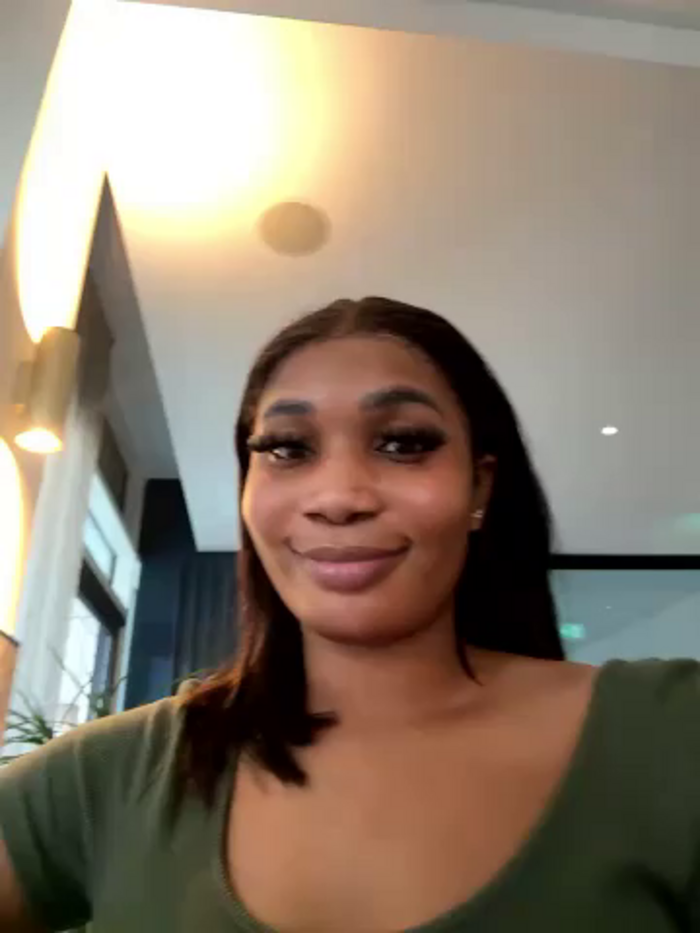 __Nessa__