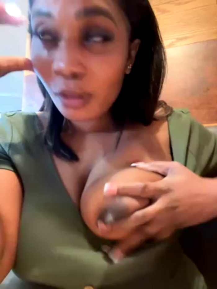 __Nessa__