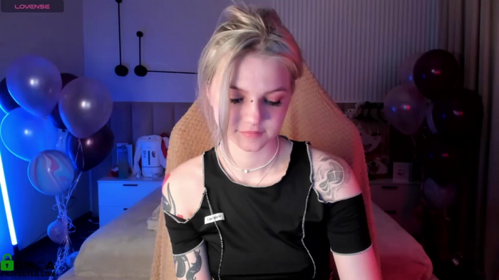 Shy_Jully