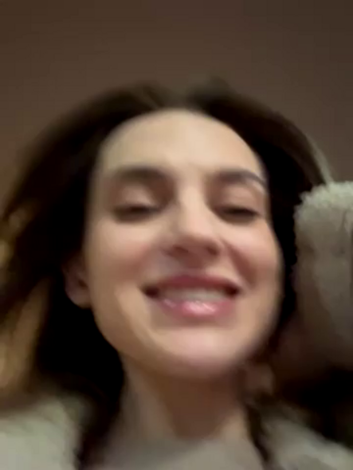 -AngelAri-