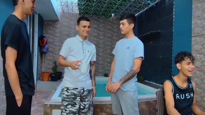 badguyss_bisex