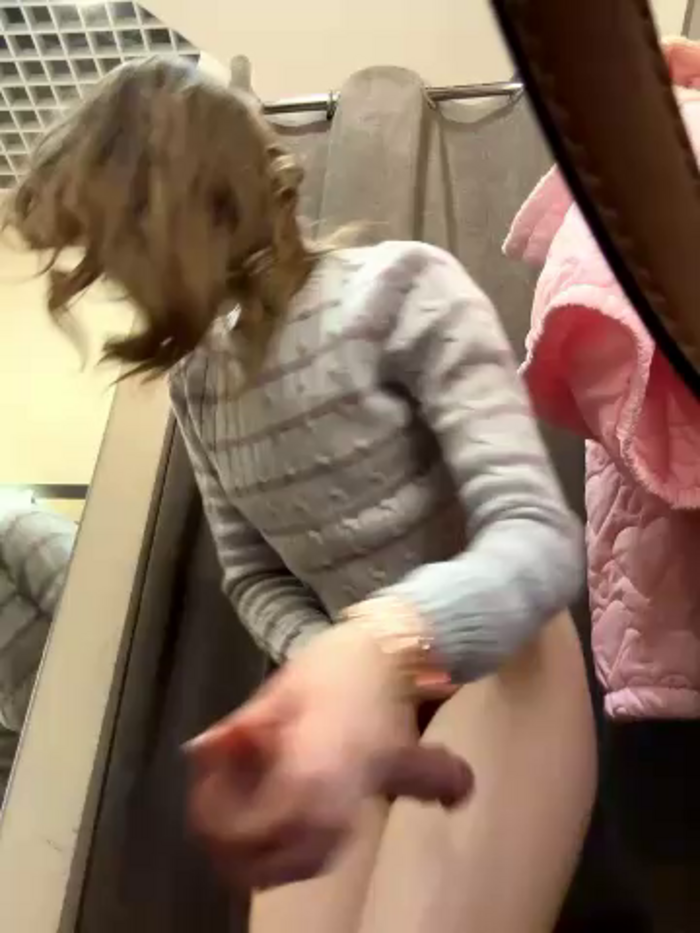 -AngelAri-