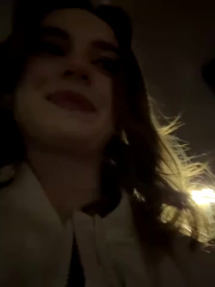 -AngelAri-