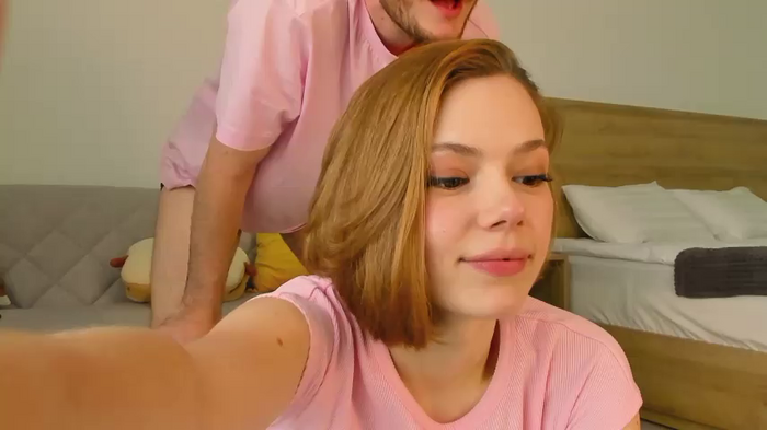 Liv_coy