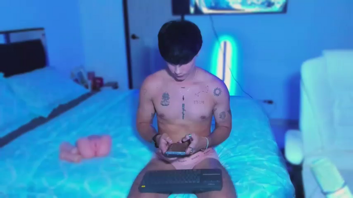 JayHotxxx