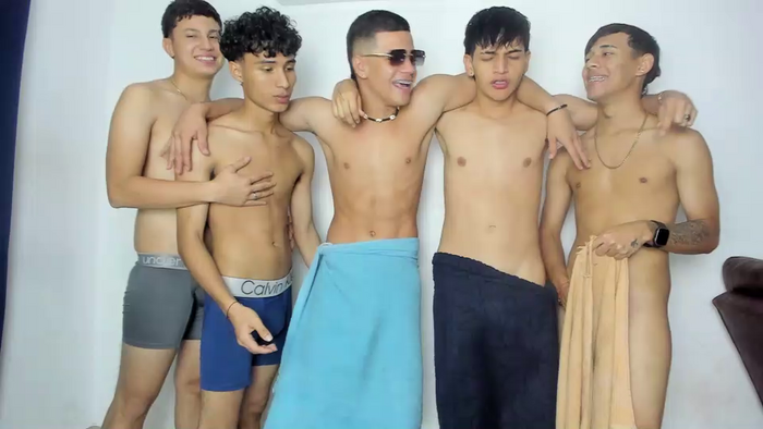 pelusos_mens