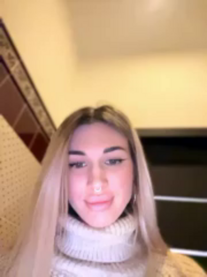 Charming_Ritta