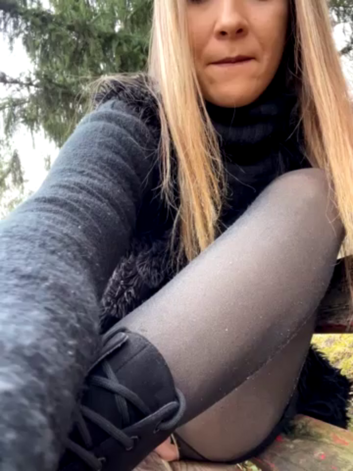 Risky_girl23