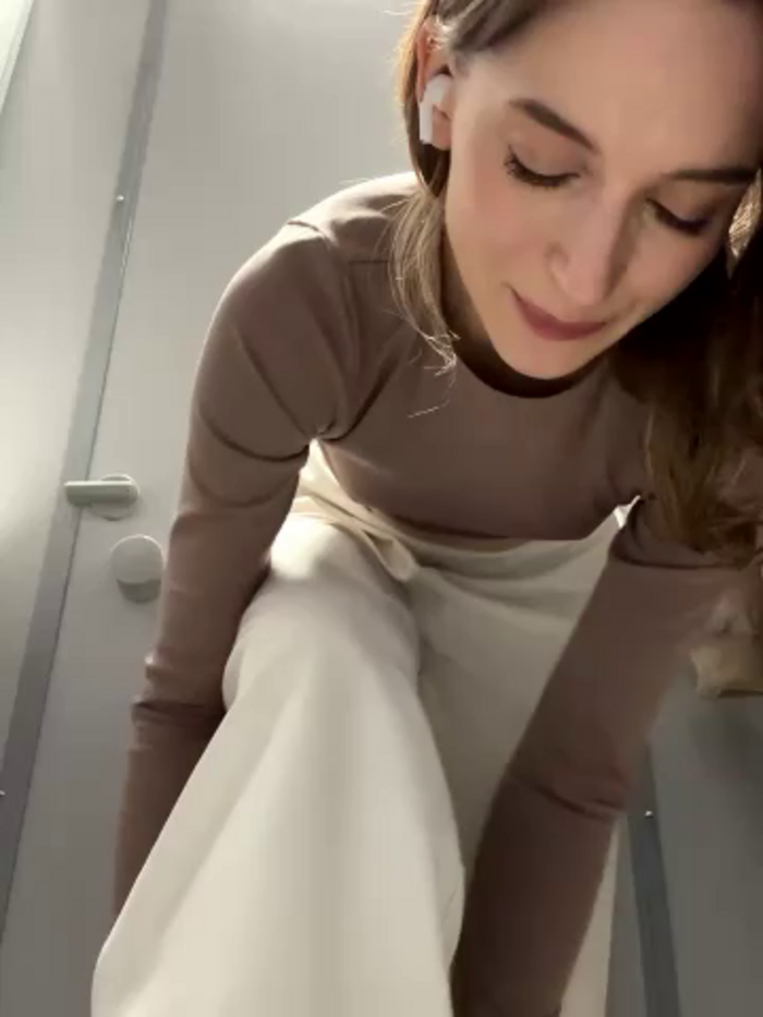 -AngelAri-