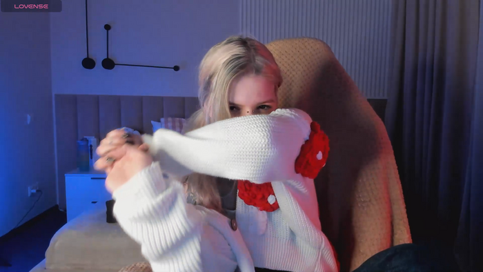Shy_Jully
