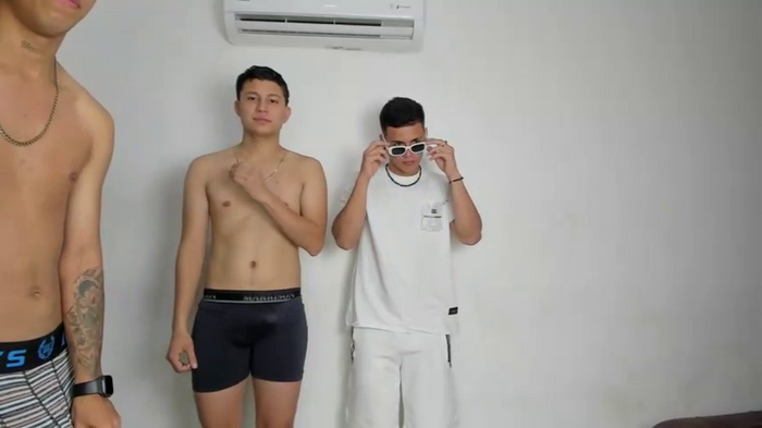 pelusos_mens