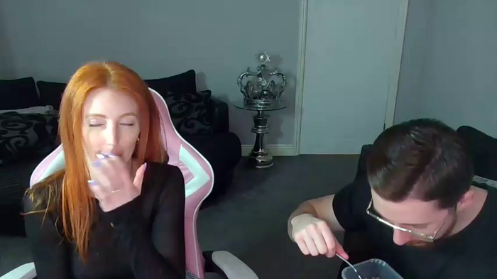 Red_firesquirt