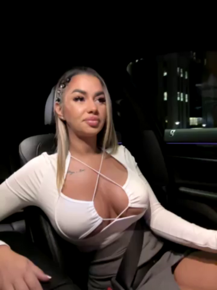 KirstieVegas
