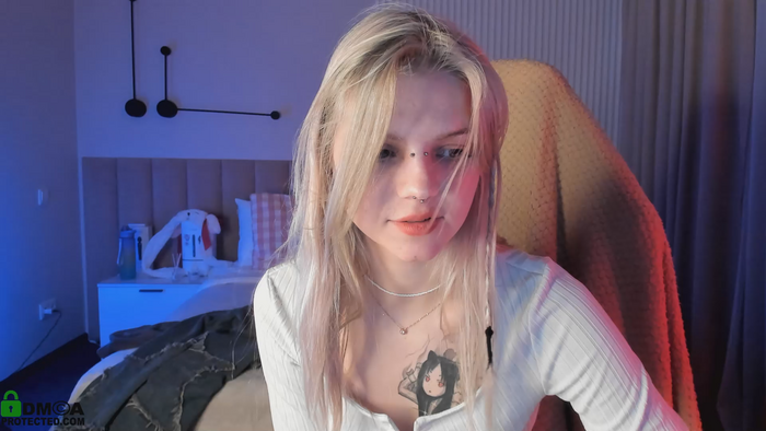 Shy_Jully