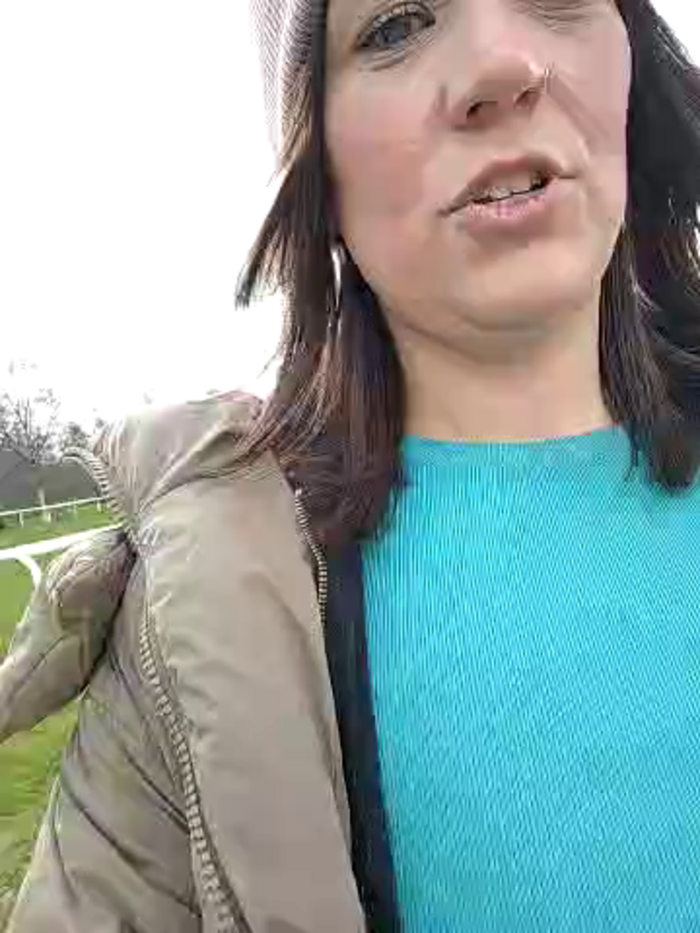 Thecouplenxtdoor