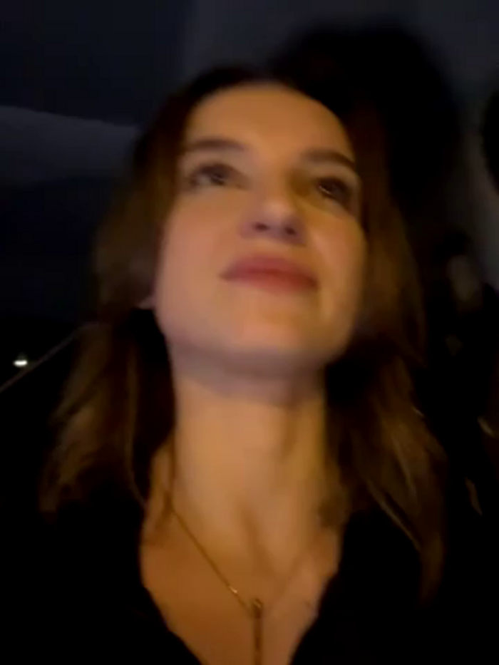 -AngelAri-