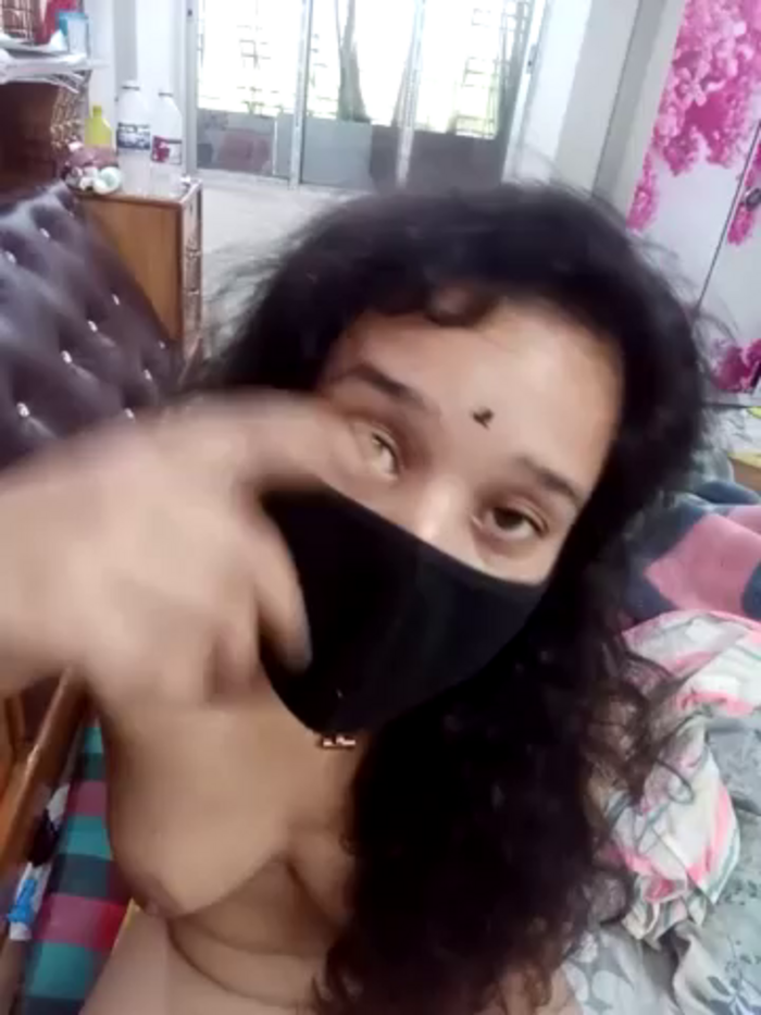 pakhi900