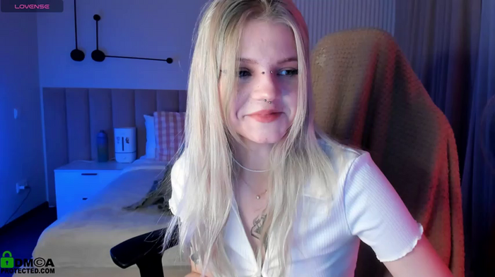 Shy_Jully