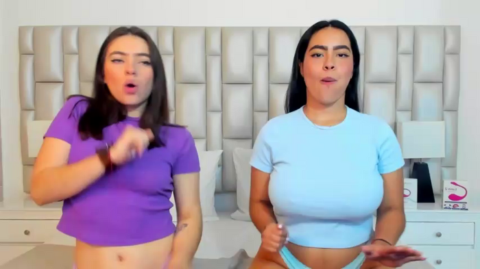 paola_katy_dicks
