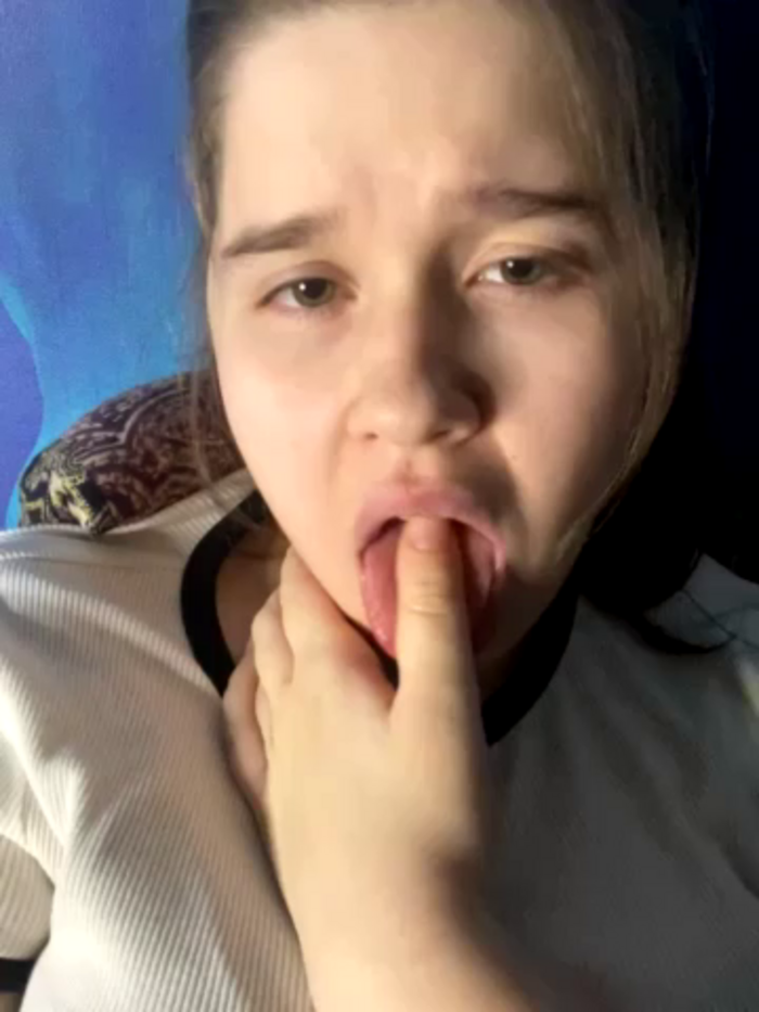 HornyGirlH