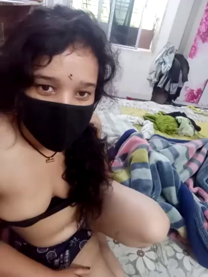 pakhi900