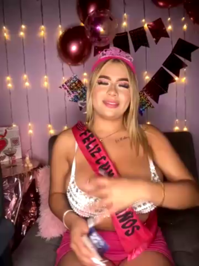 MiaWhitePink_