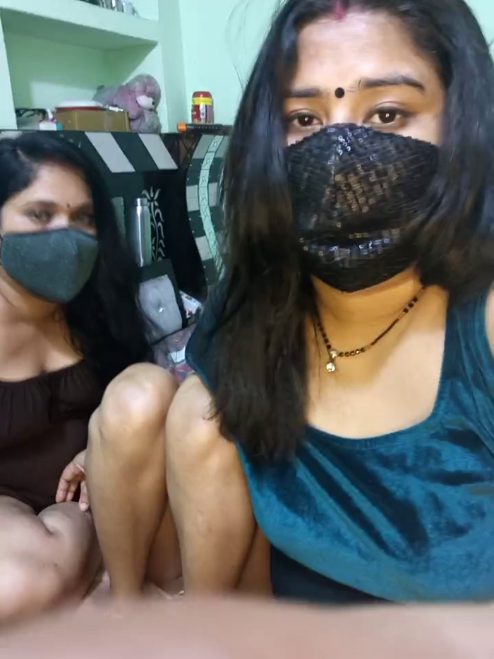 Indian_hotmilfs