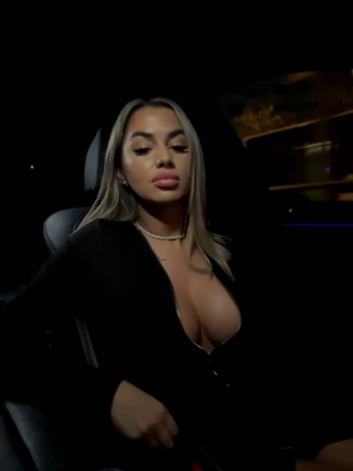 KirstieVegas