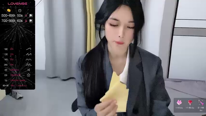 MayaSally