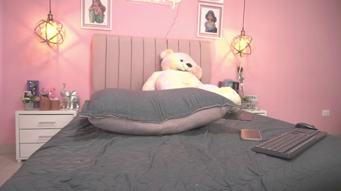 dani_parker_
