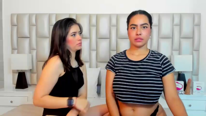 paola_katy_dicks