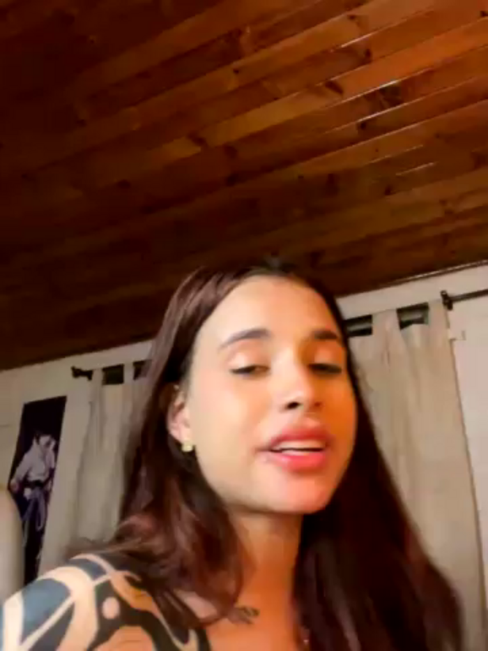 alessia_iris19