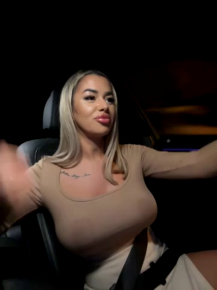 KirstieVegas