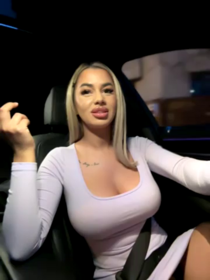KirstieVegas