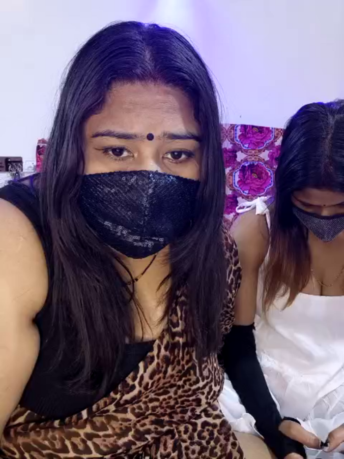 Indian_hotmilfs