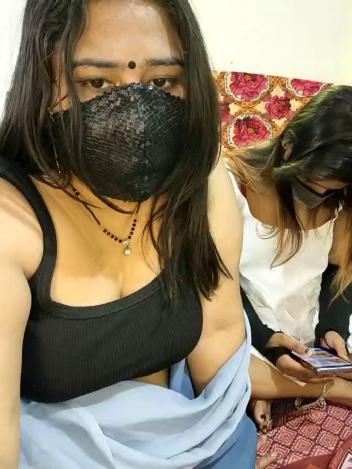 Indian_hotmilfs