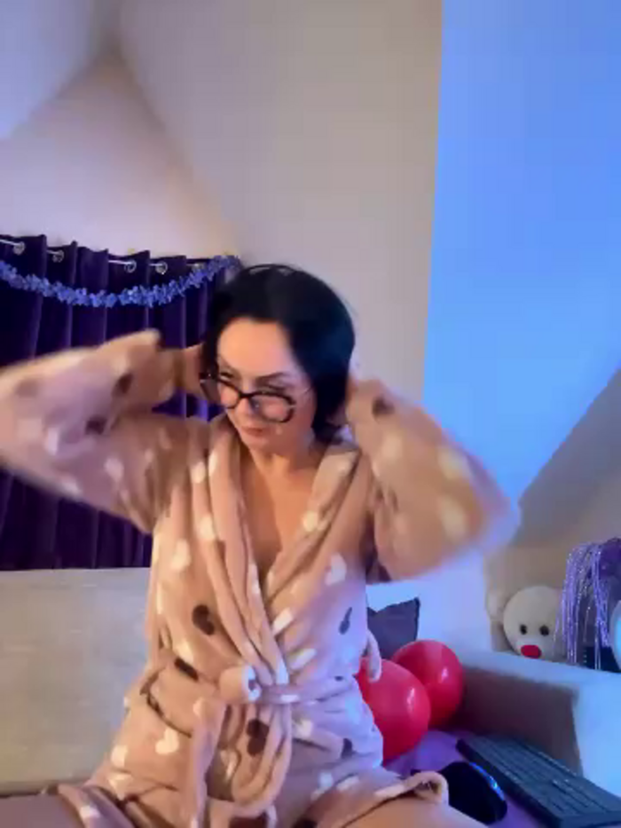 Young_hot_mom