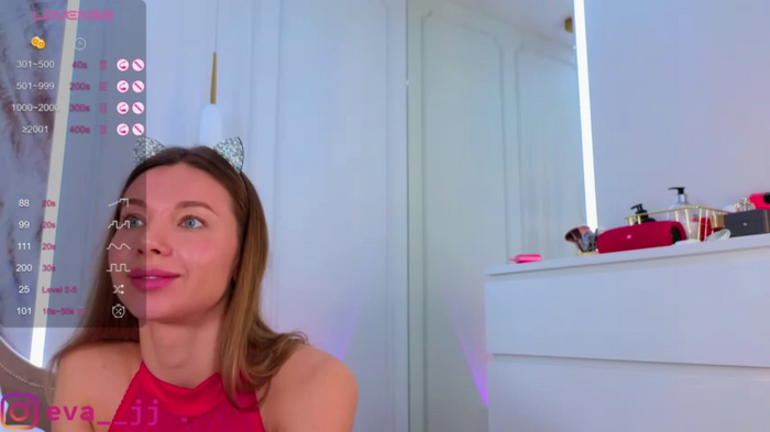 Eva_JJ