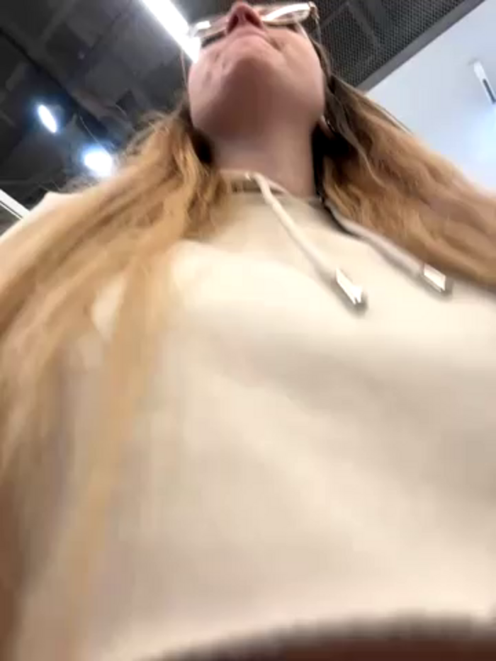 Teya_moon_