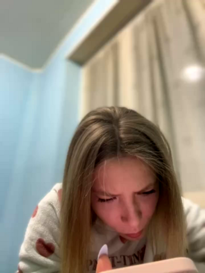 AnastasiaAniess