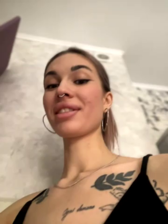 Charming_Ritta