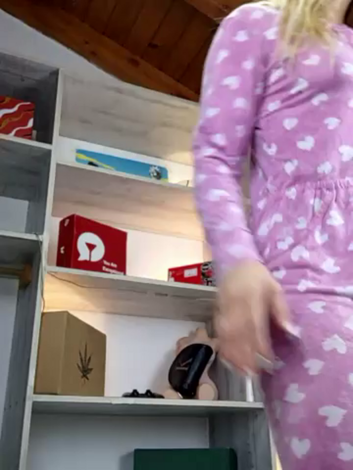 Elnonoykeila77