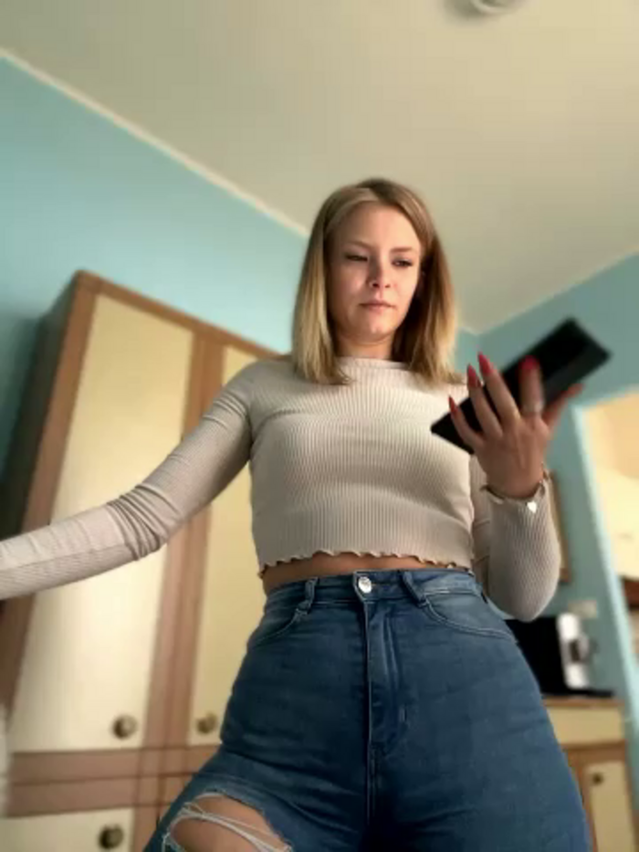 AnastasiaAniess